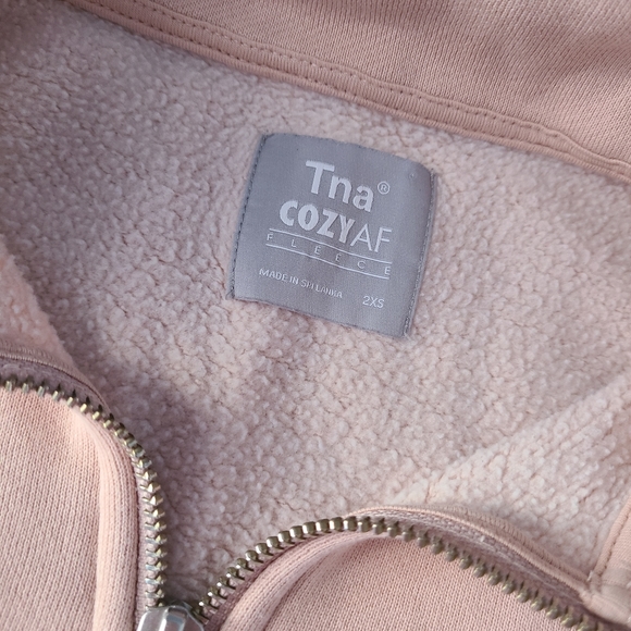 Aritzia TNA pink CozyAF quarter-zip sweater - Picture 6 of 7